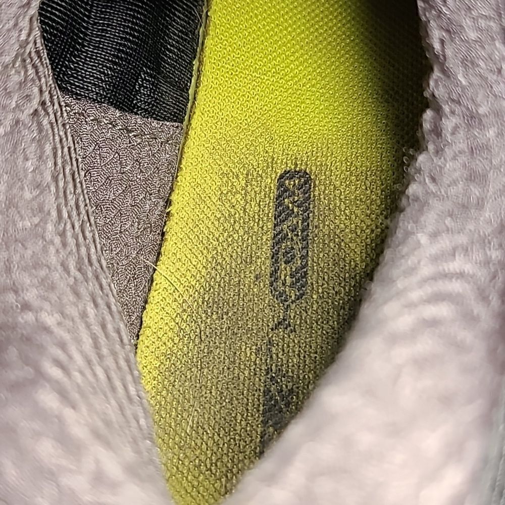 Under Armour Athletic Shoes - Picture 12 of 12